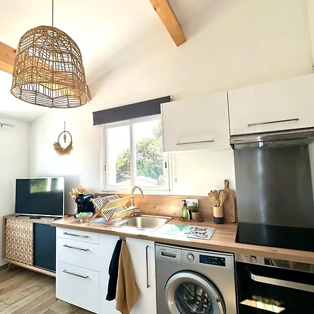 Apartament Avec Terrasse Privee Et Piscine *