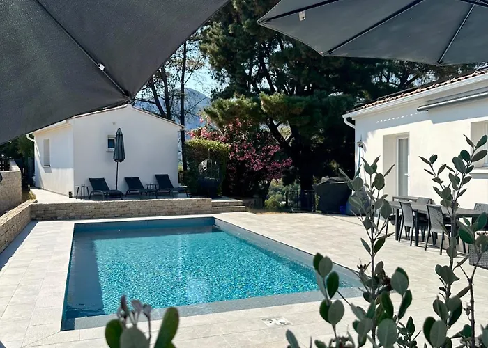 Apartment Avec Terrasse Privee Et Piscine Sarrola-Carcopino