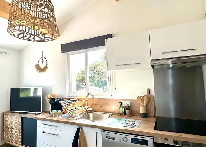 Apartamento Avec Terrasse Privee Et Piscine *